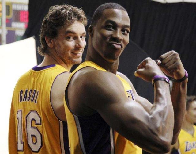 半场战报：霍芬海姆3-0奥格斯堡，布格尔1射1传，巴祖马纳-杜尔破门（半场速报：霍芬海姆3比0领先奥格斯堡，布格尔传射建功，巴祖马纳-杜尔破门）