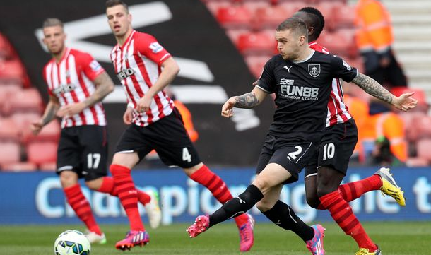 巴萨客战黄潜：亚马尔、拉菲尼亚、费兰出战，莱万、拉师傅替补（巴萨客场战黄潜：亚马尔、拉菲尼亚、费兰首发，莱万与拉师傅替补）