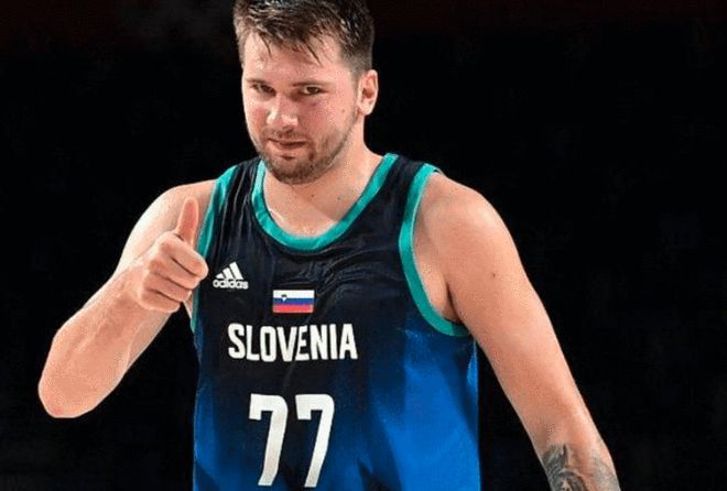 拜仁vs弗赖堡全场数据：控球率72-28，射门14-5（拜仁战弗赖堡全场统计：控球72%-28%，射门14比5）