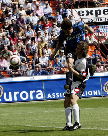 孔帕尼：今天的比赛令人失望，我们犯了一些错误（孔帕尼：本场表现令人失望，球队出现了一些失误）