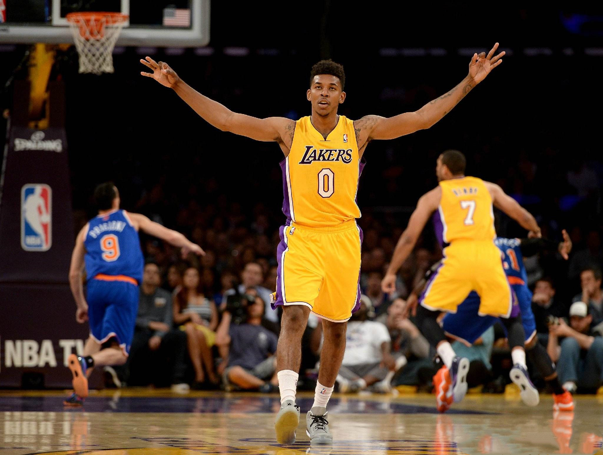 邓卓翔：完成保级任务就是最实在的，我们这个团队已倾尽所有（邓卓翔：保级是最现实的目标，全队已倾尽所有）