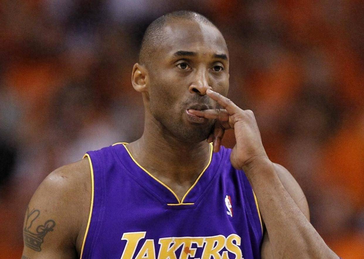 时隔27年重返世界杯正赛，苏格兰多地机场打出广告牌标语庆祝（苏格兰多地机场以广告牌标语庆贺球队时隔27年重返世界杯正赛）